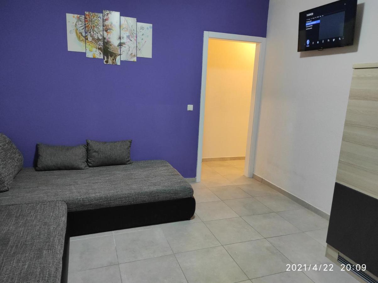 Apartmani Quattro Starigrad Paklenica Exterior foto